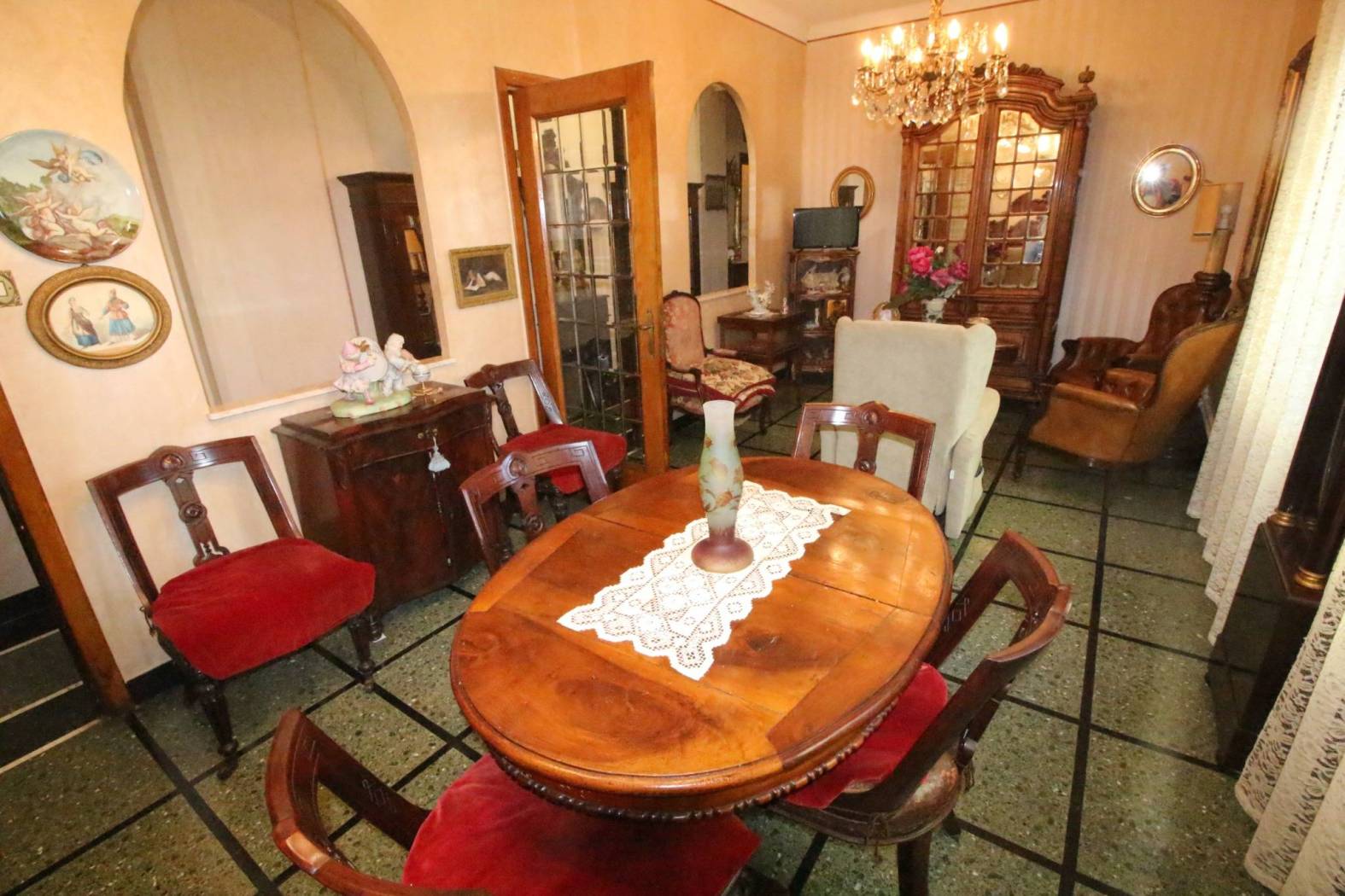 Salone