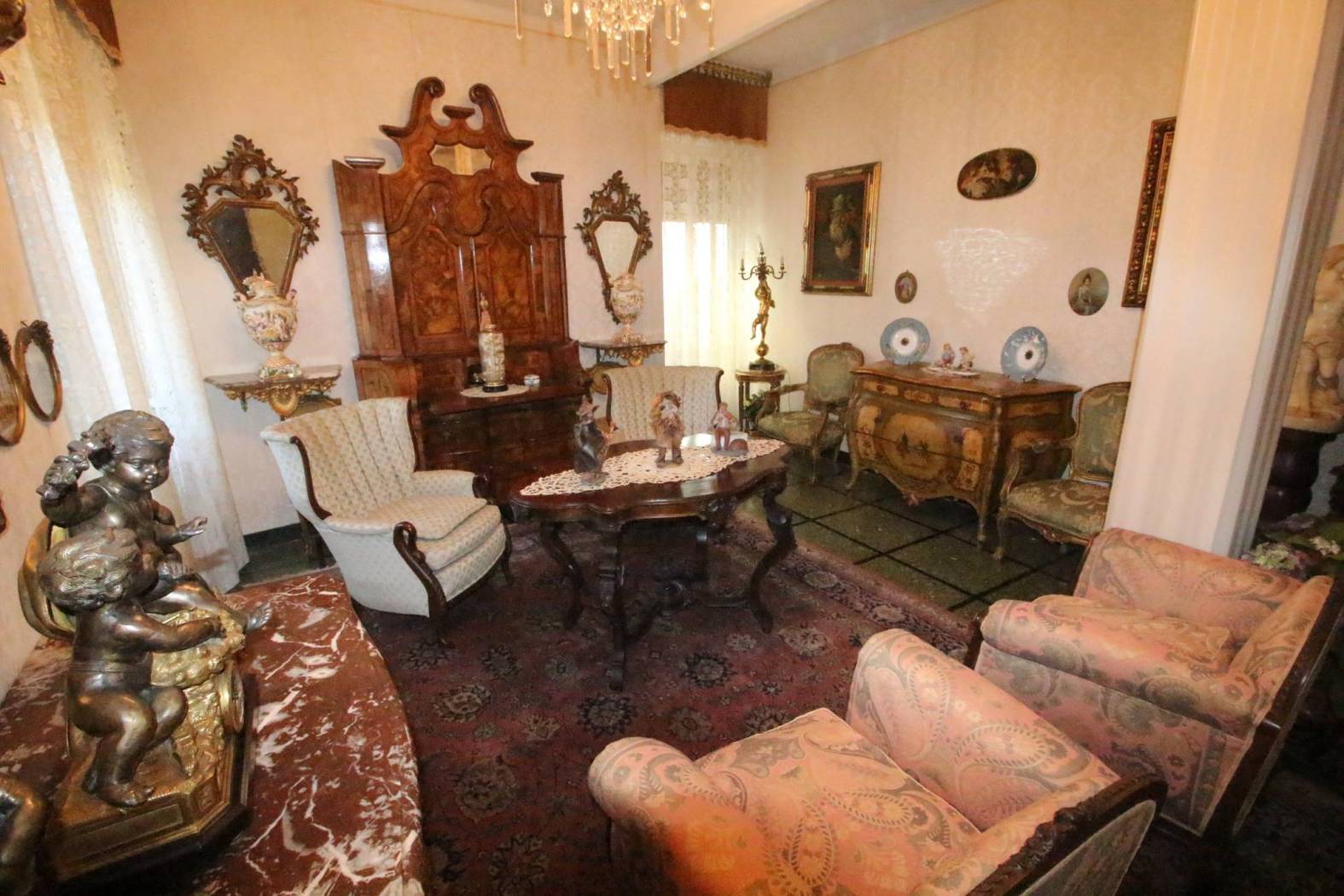 Salone