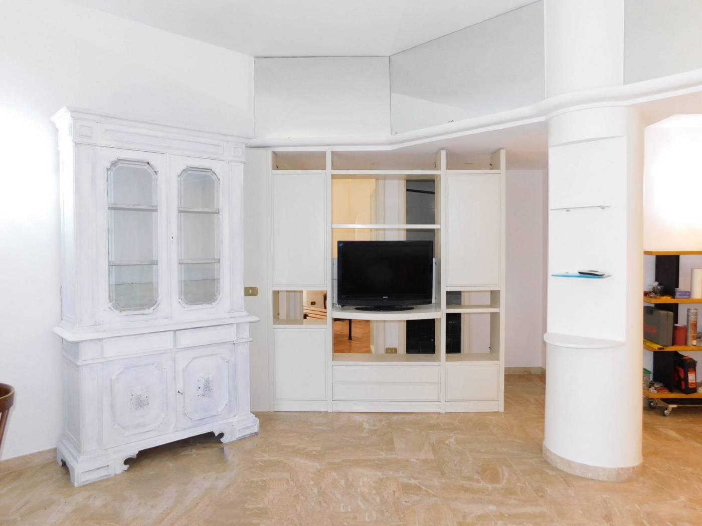 Salone