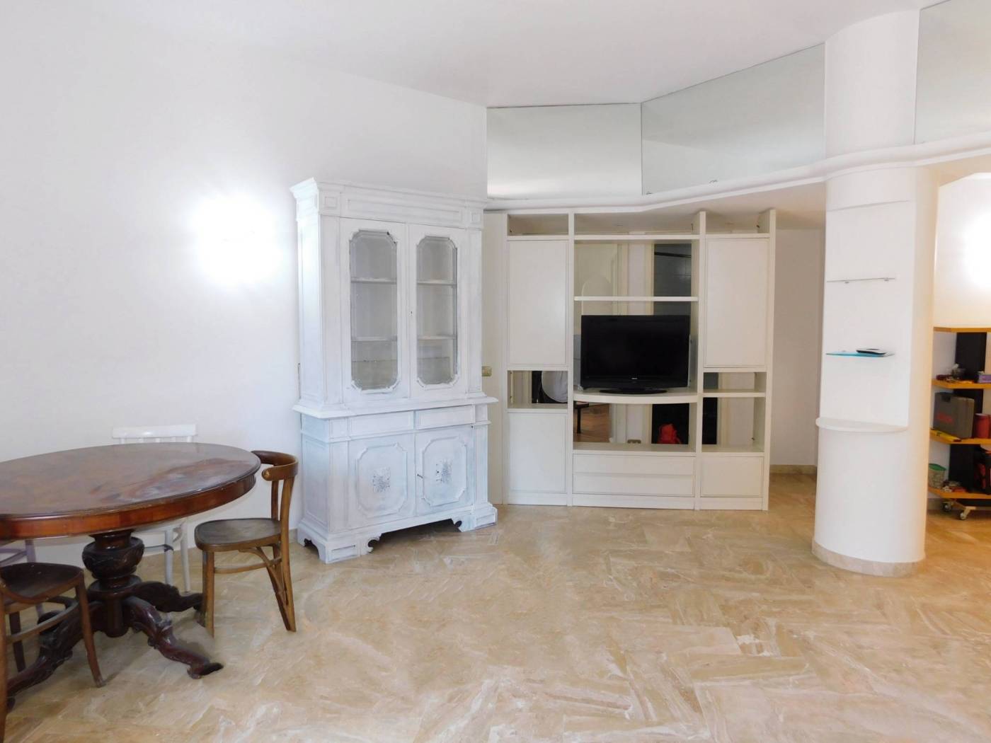 Salone