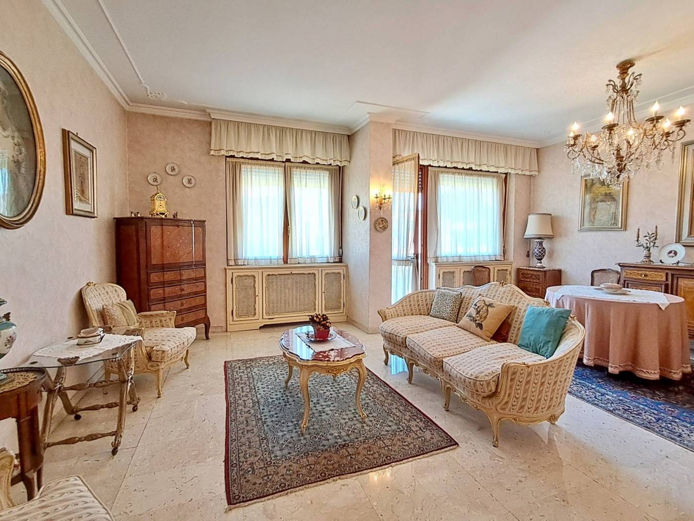 Salone