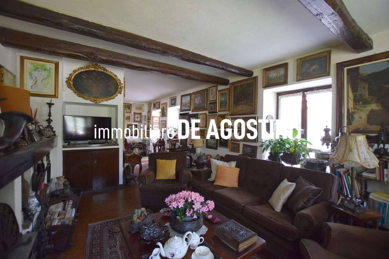 Salone