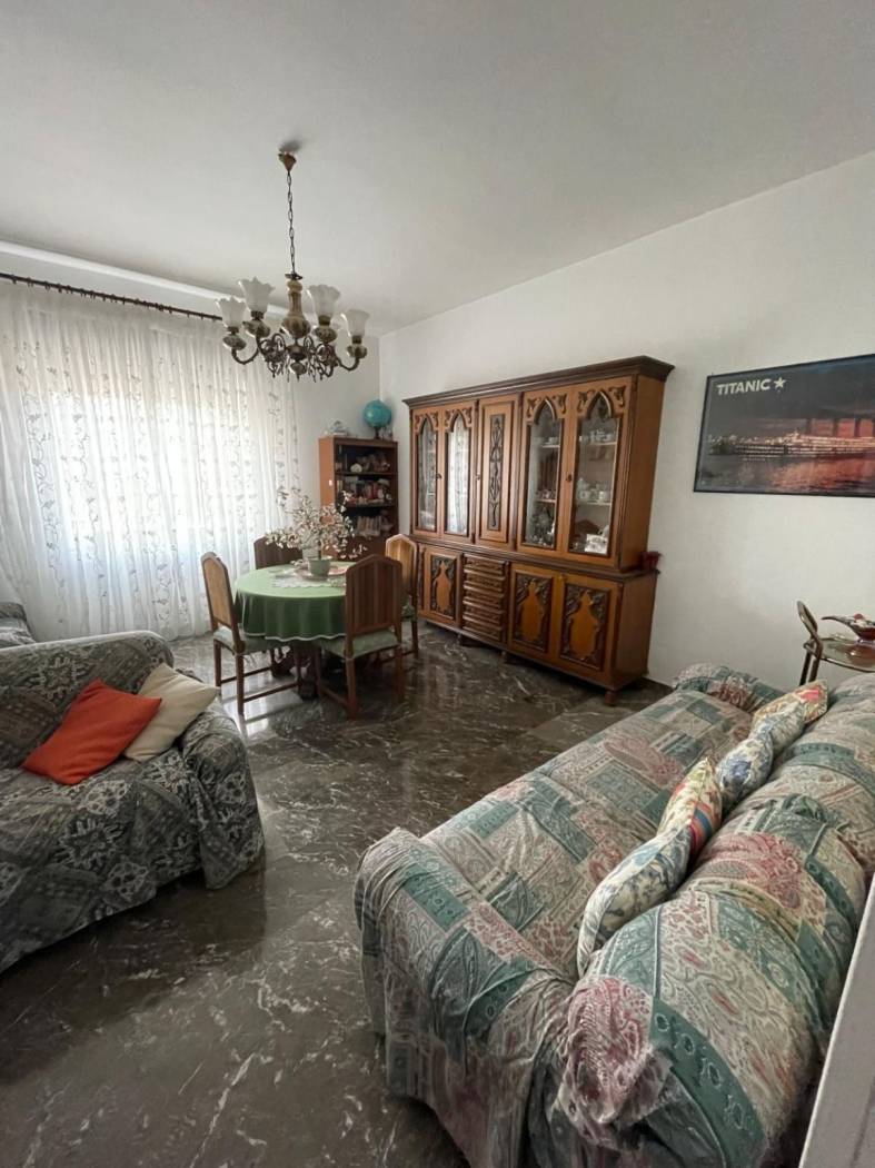 Salone