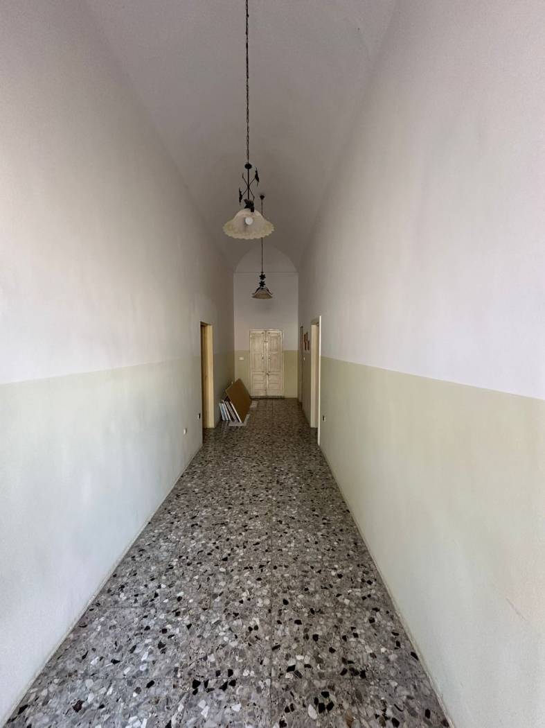 Stanza non arredata