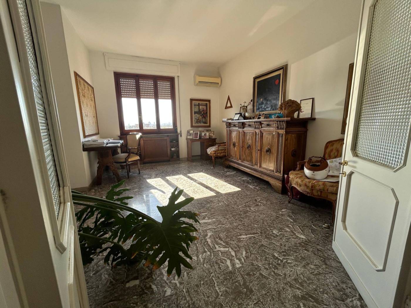 Salone