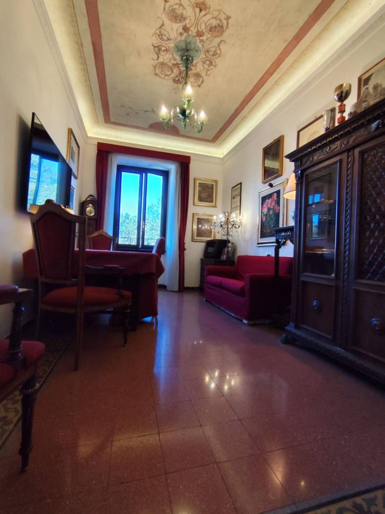 Salone