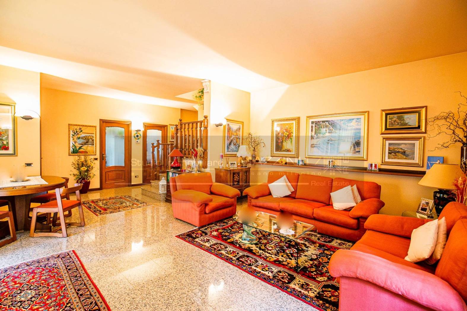 Salone