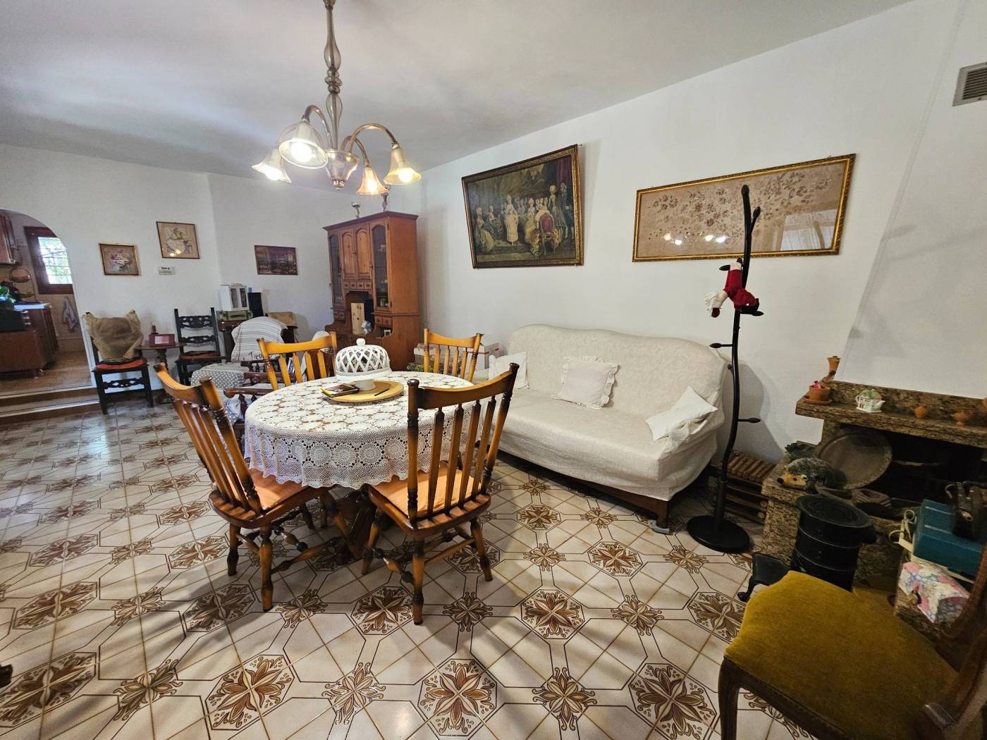 Salone