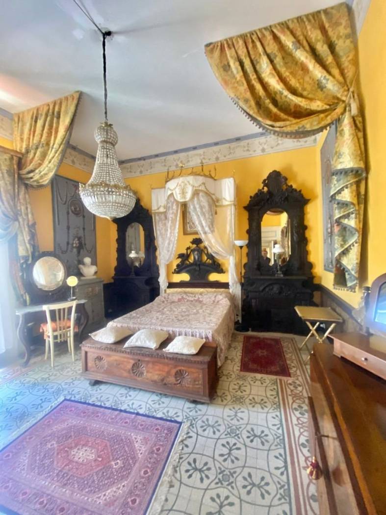 Salone