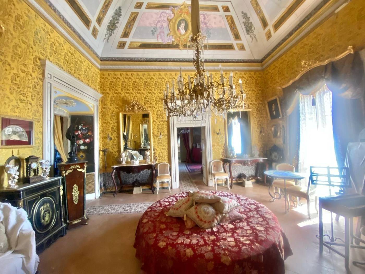 Salone