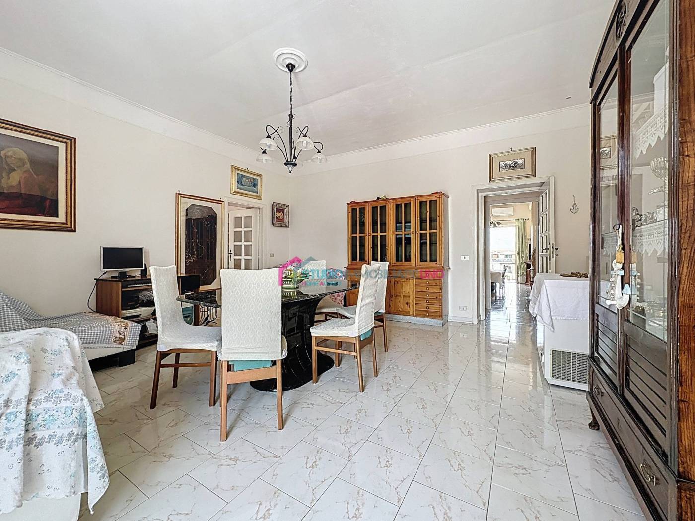 Salone