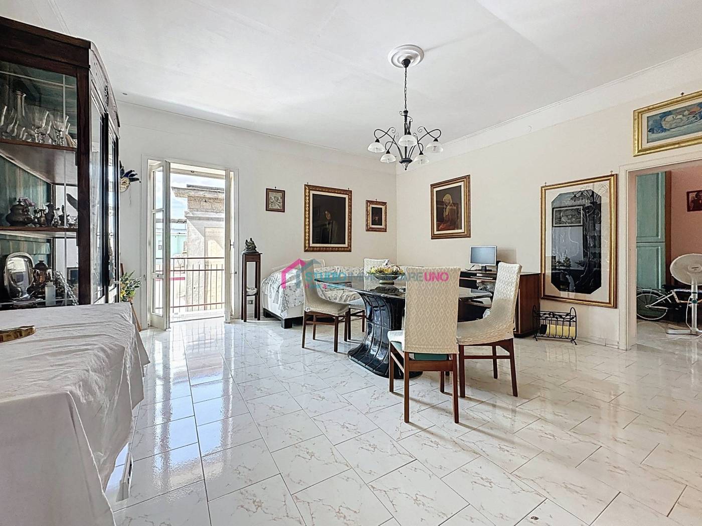 Salone