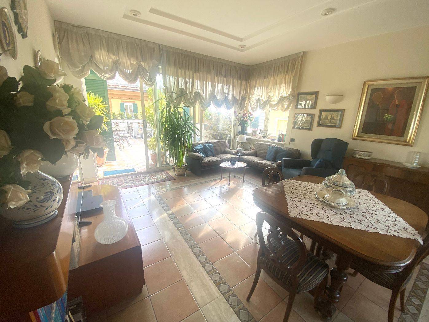 Salone