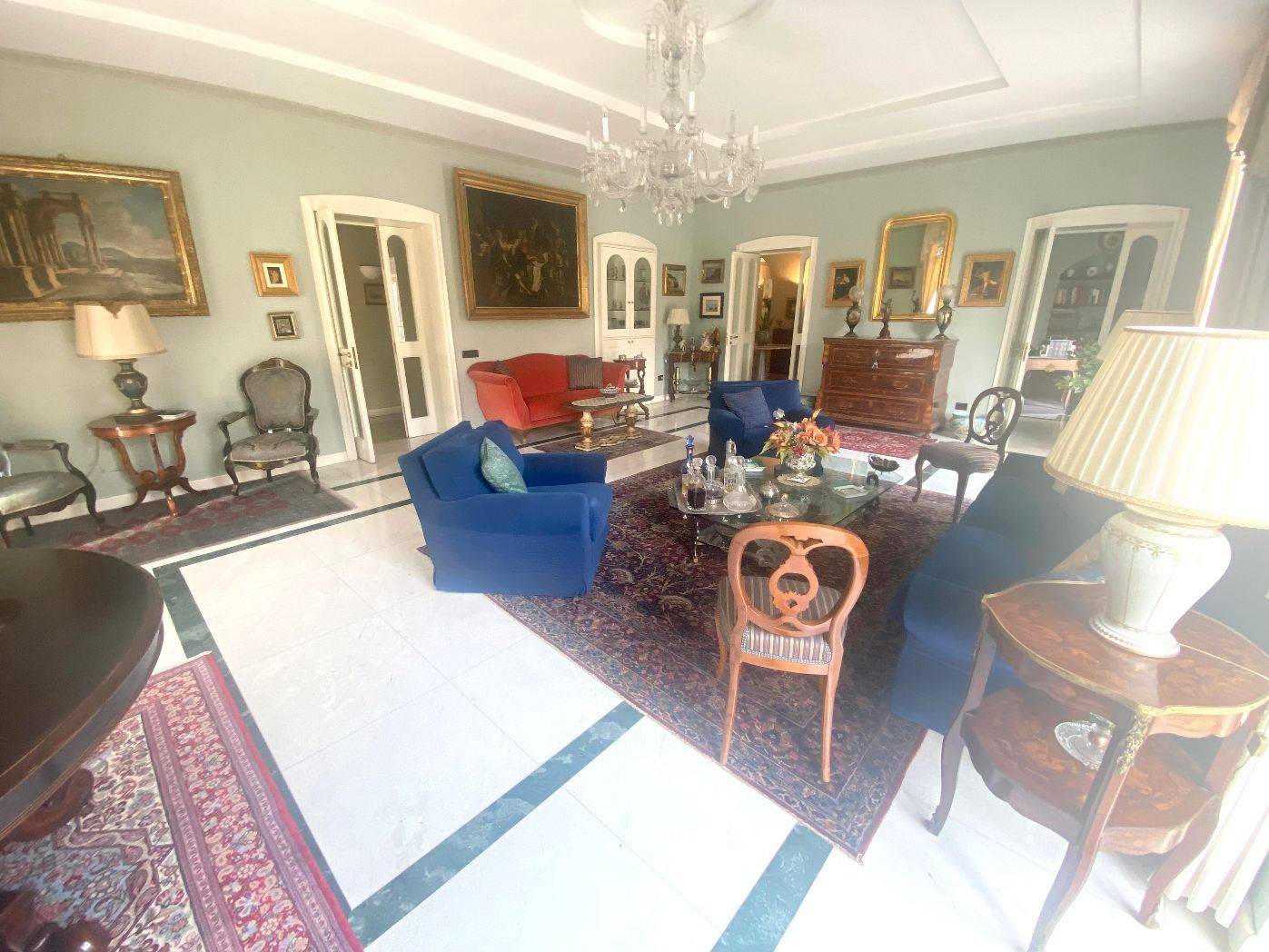 Salone