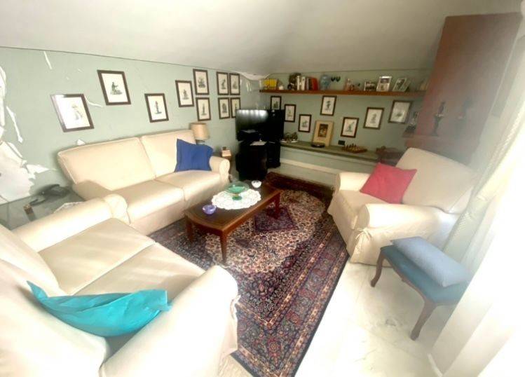 Salone
