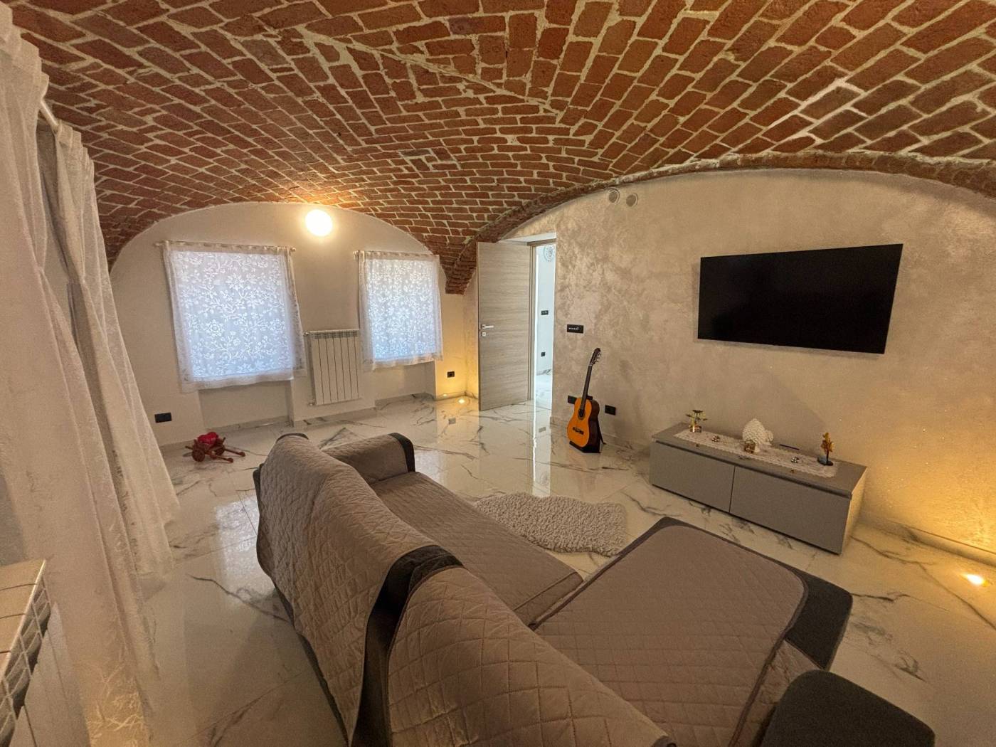Salone