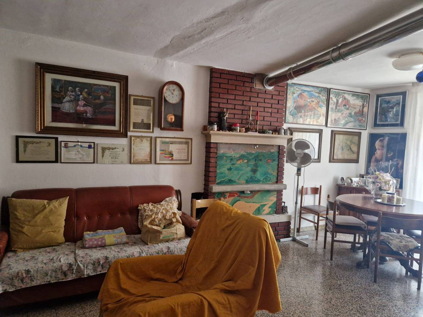 Salone