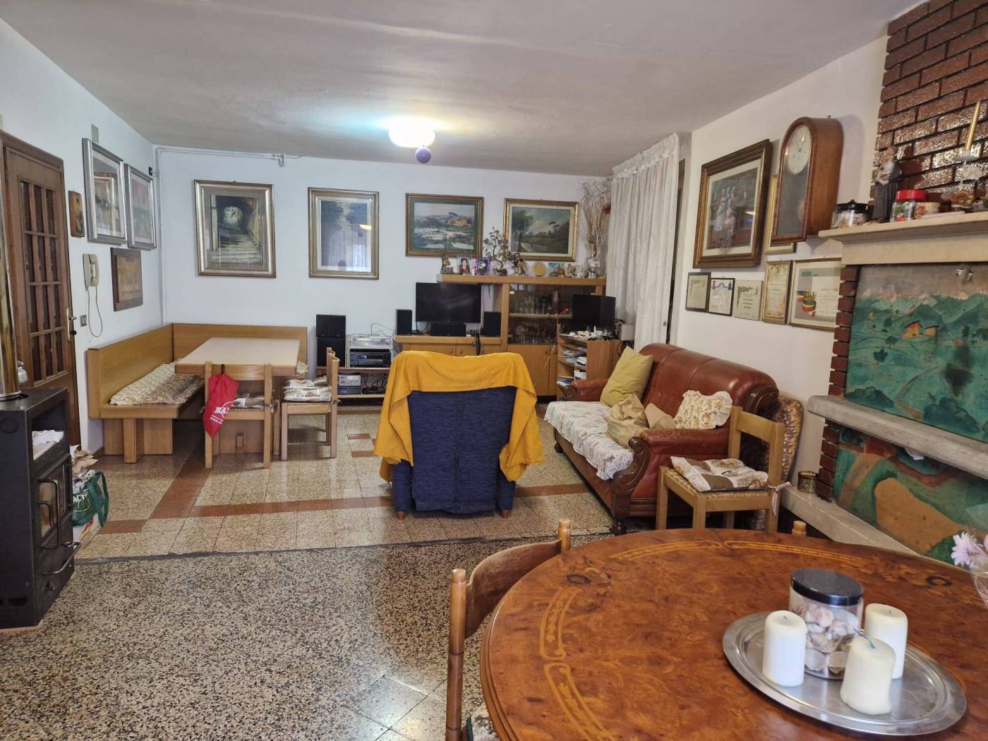 Salone