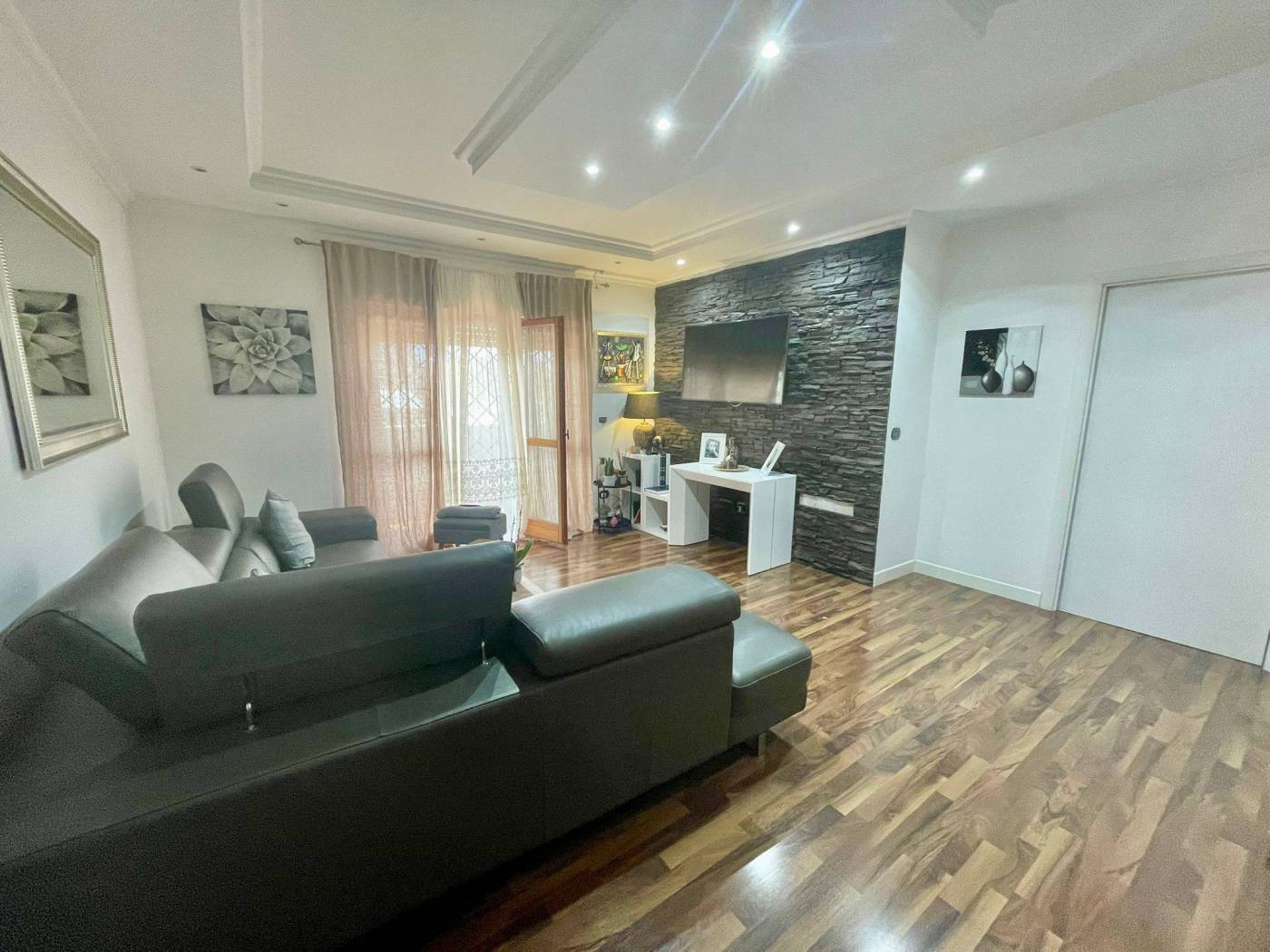 Salone