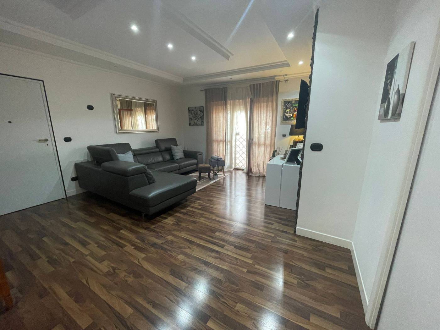 Salone