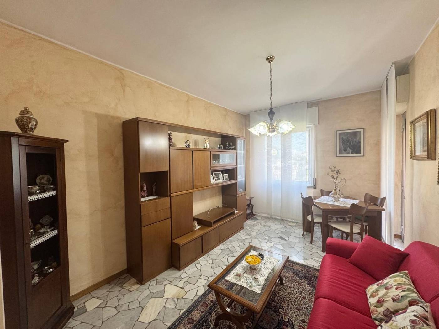Salone