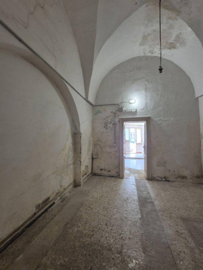 Stanza non arredata