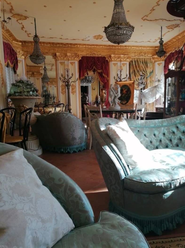 Salone