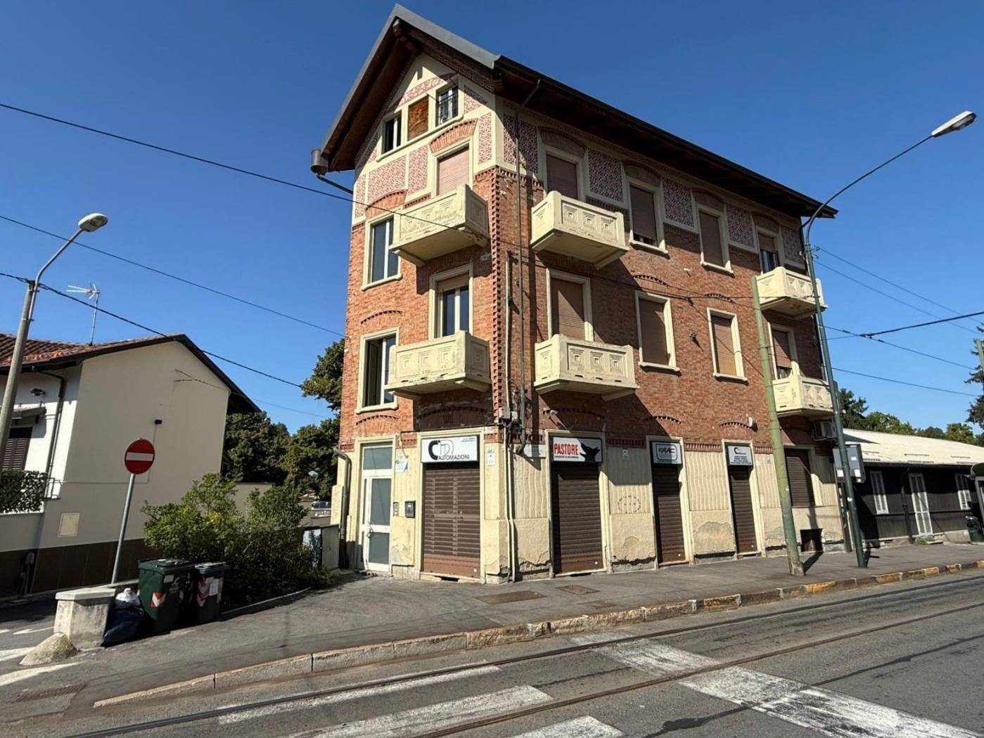 AFFITTASI A STUDENTI O TRASFERTISTI REFERENZIATI L'agenzia Gagliardi Immobiliare propone in locazione un grazioso bilocale sito in corso Casale 325,