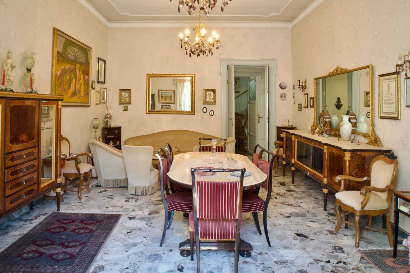 Salone