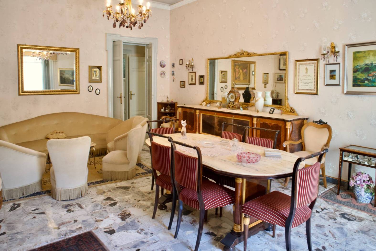Salone