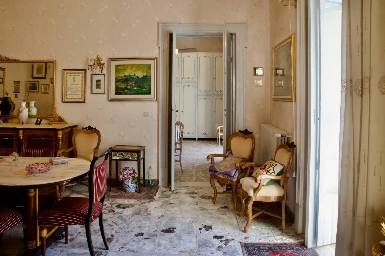 Salone