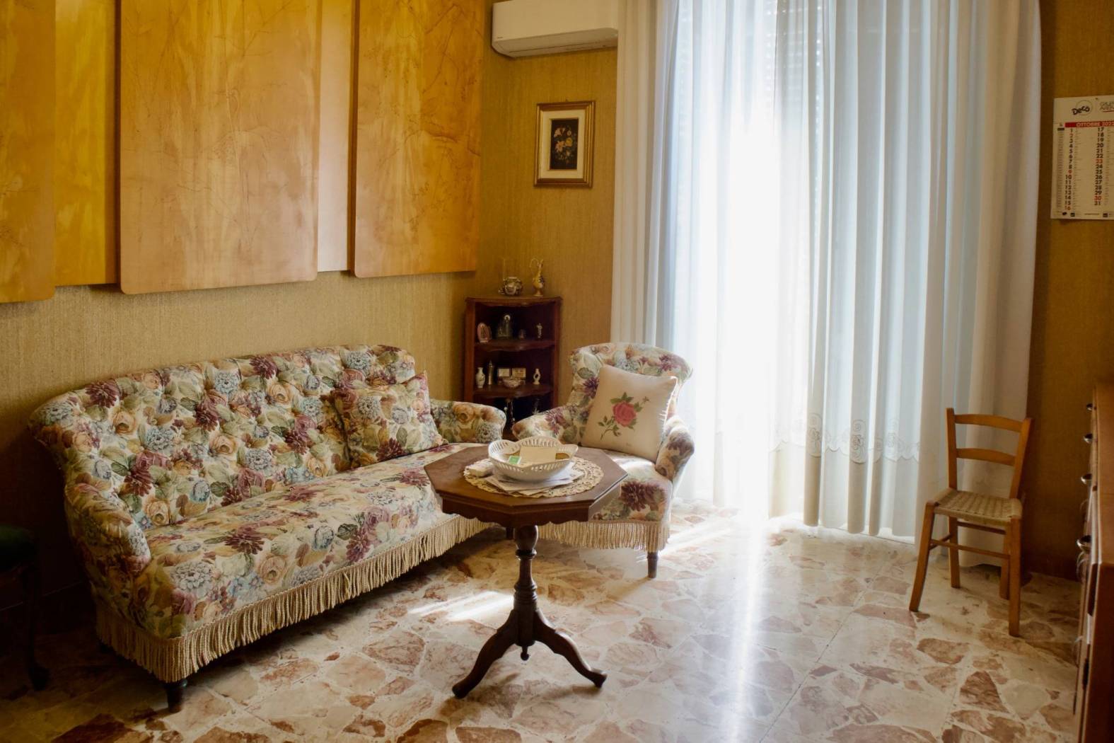 Salone