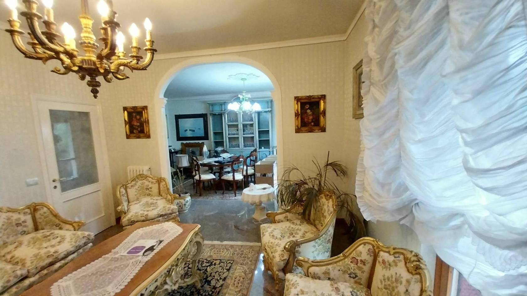 Salone