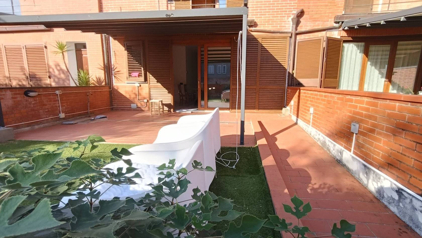 riferimento annuncio: T-269 OTTIMA POSIZIONE, Montelupo Fiorentino, in zona CENTRALE, vicino a tutti i servizi, stazione, comune, centri commerciali. 