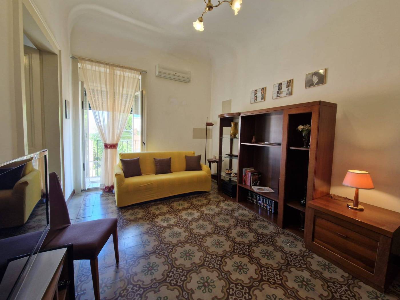 Salone