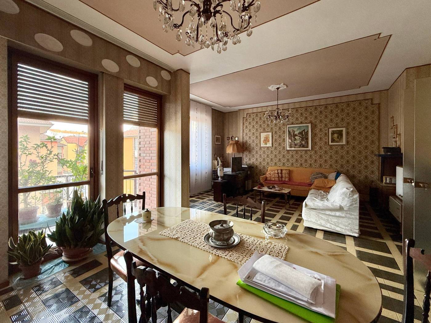 Salone