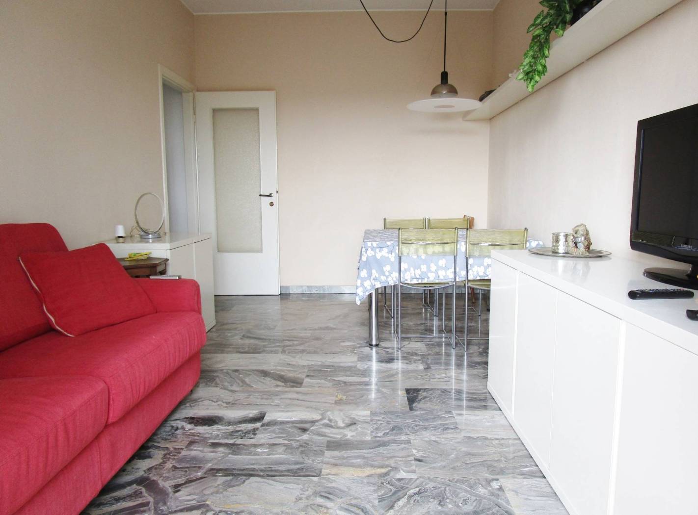 Salone