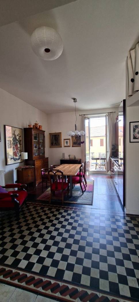 Salone