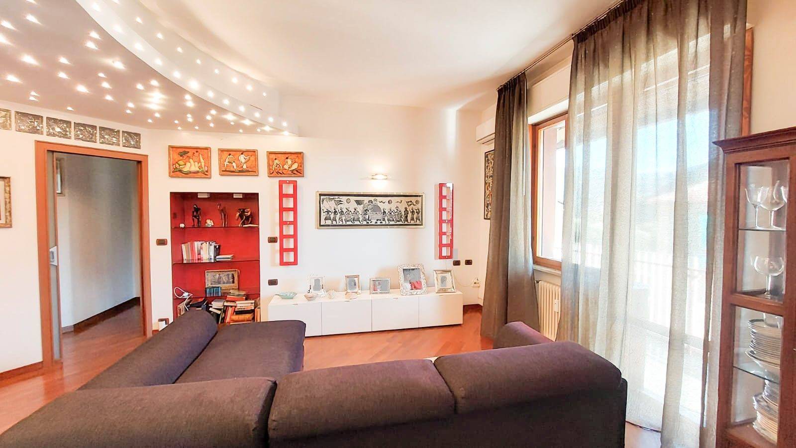 Salone