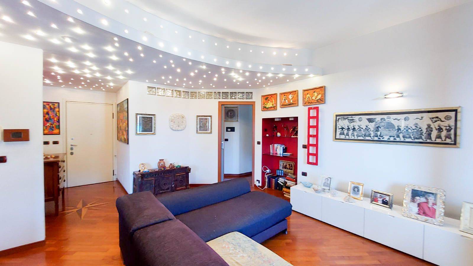 Salone