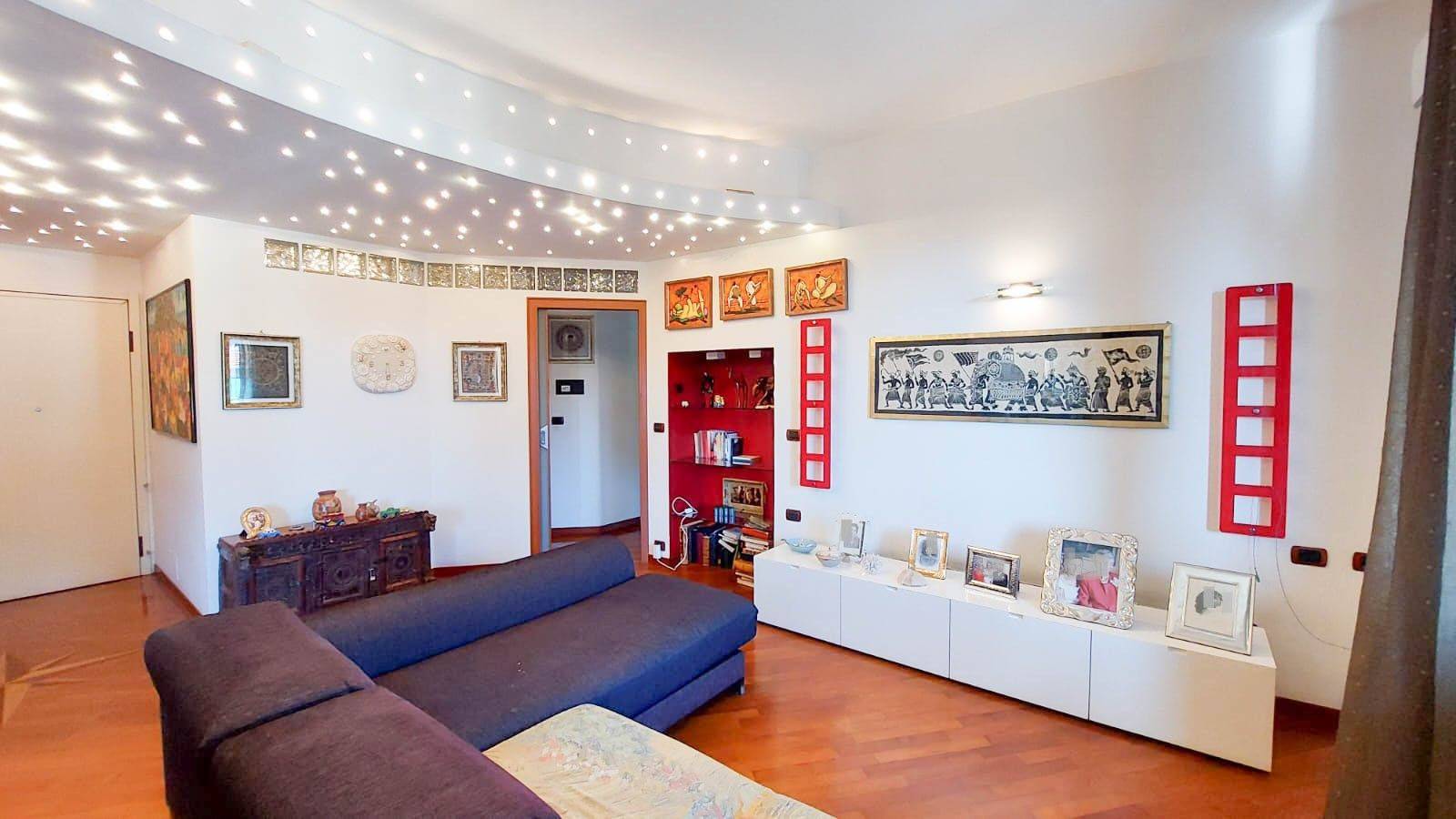 Salone