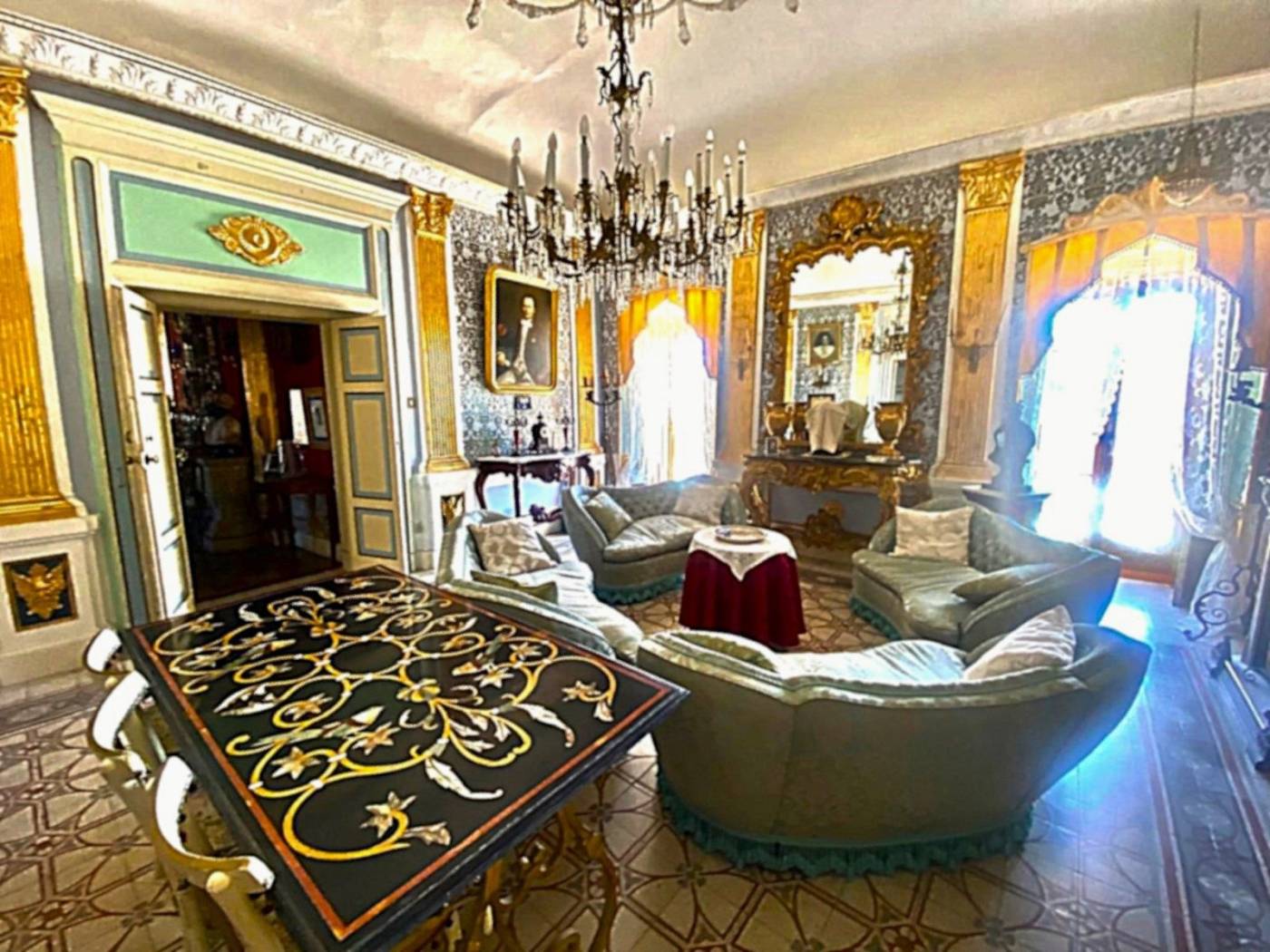 Salone