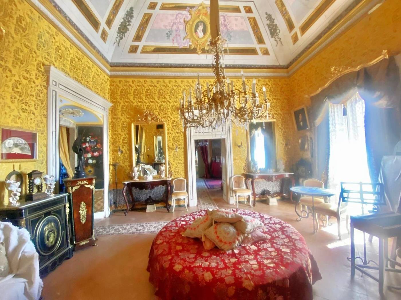Salone