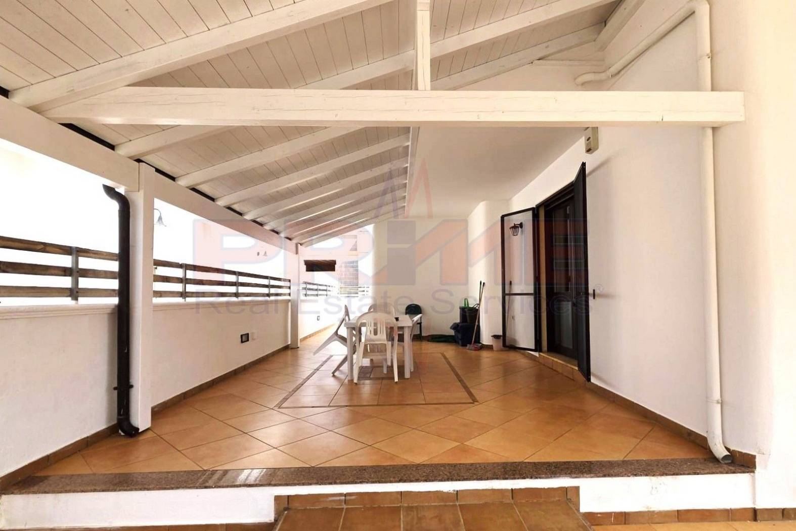 Interno non residenziale Interno non residenziale