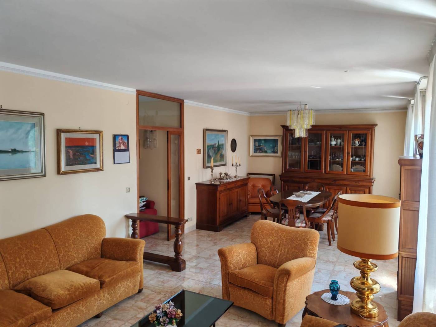Salone