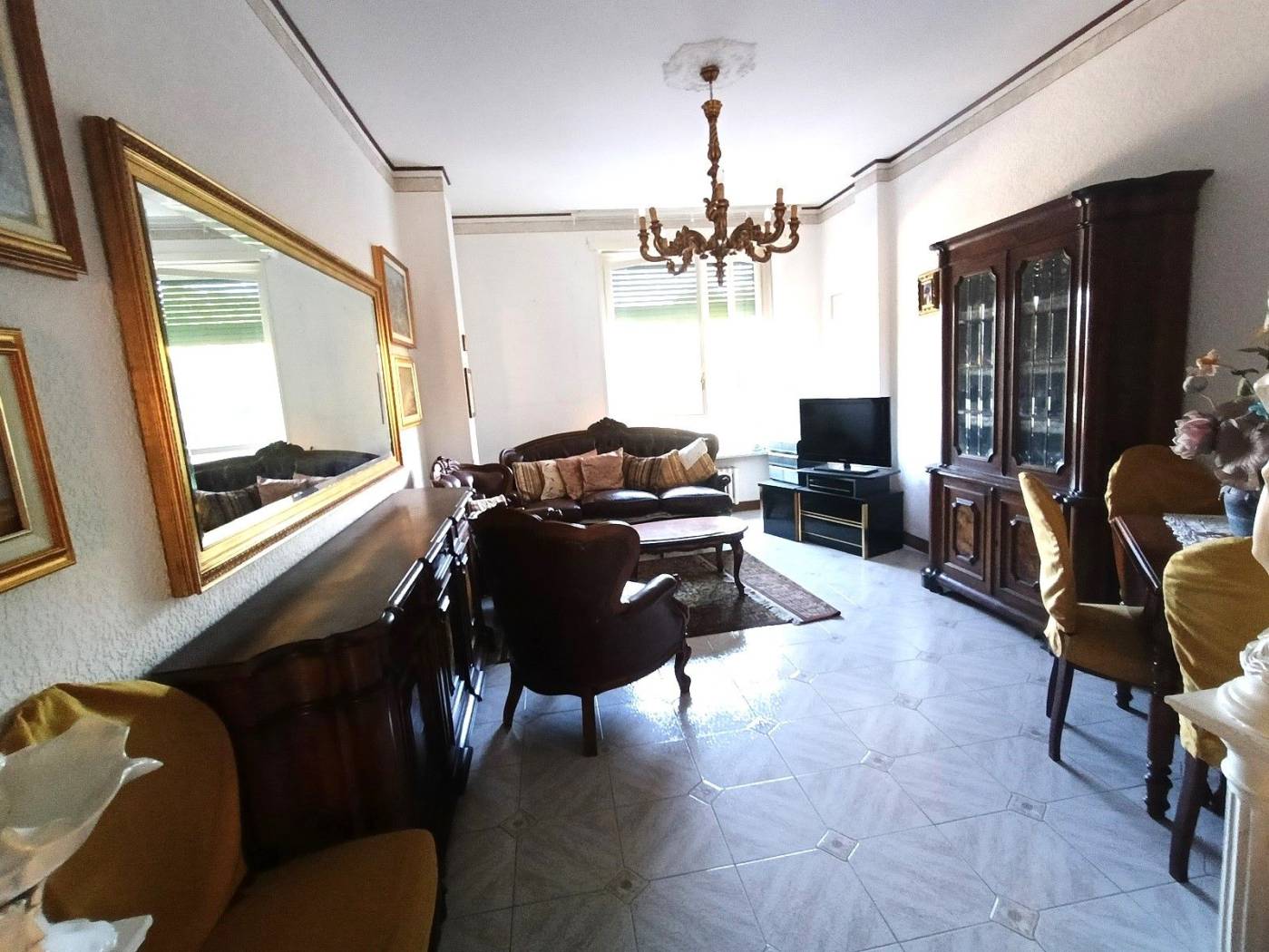 Salone