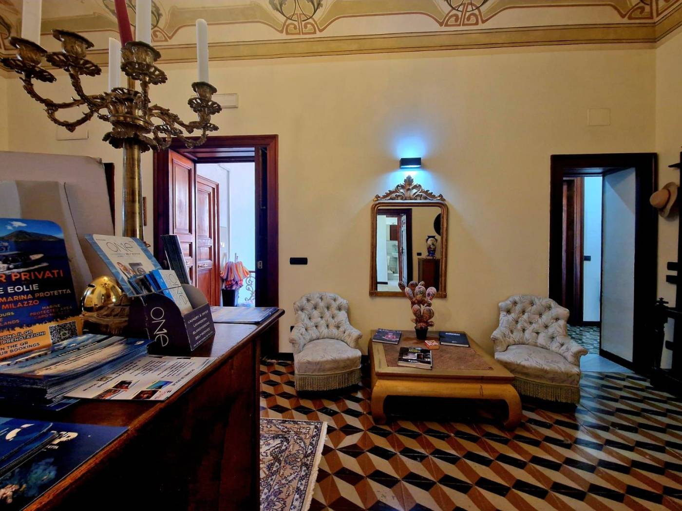Salone
