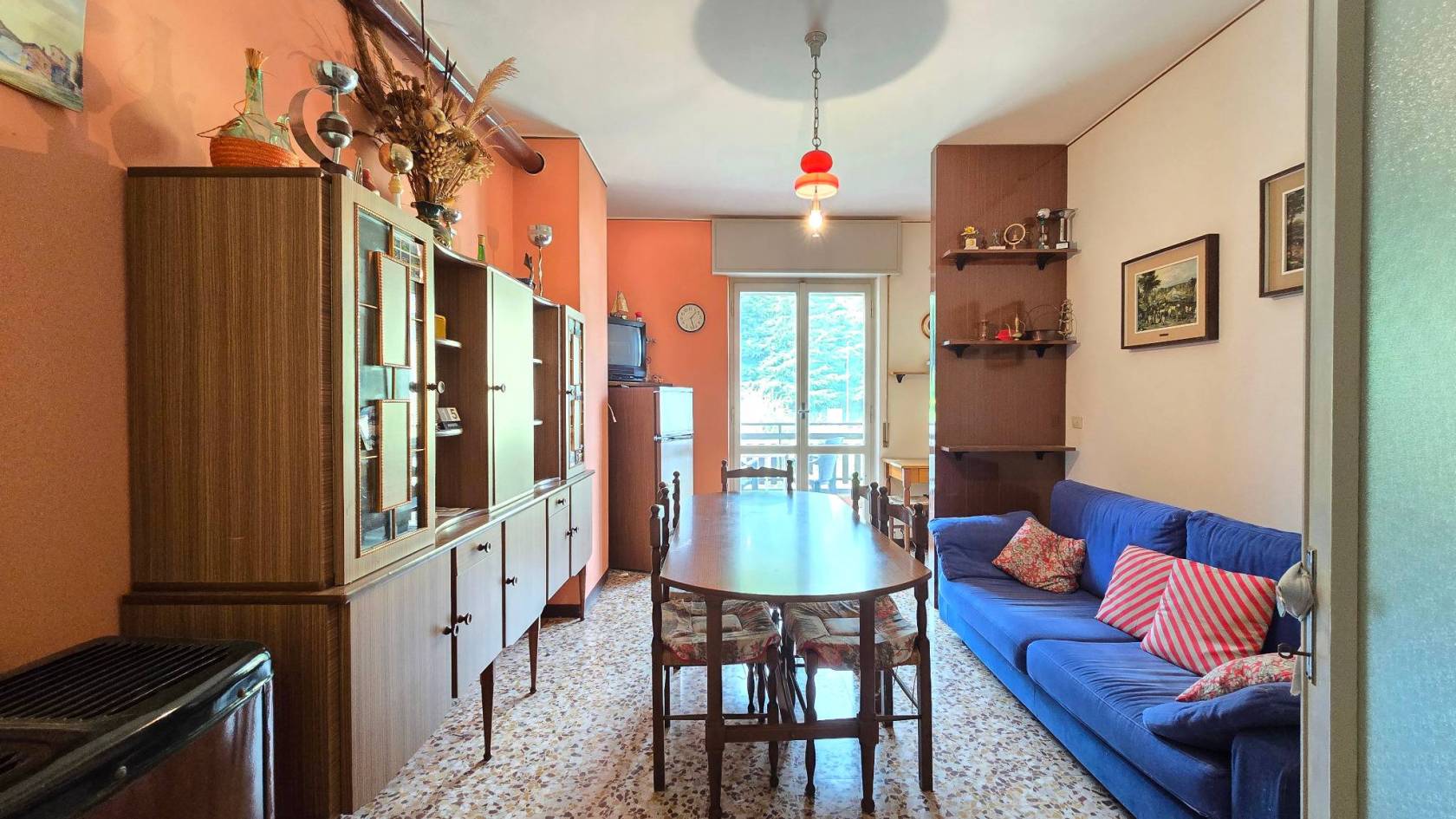 Salone
