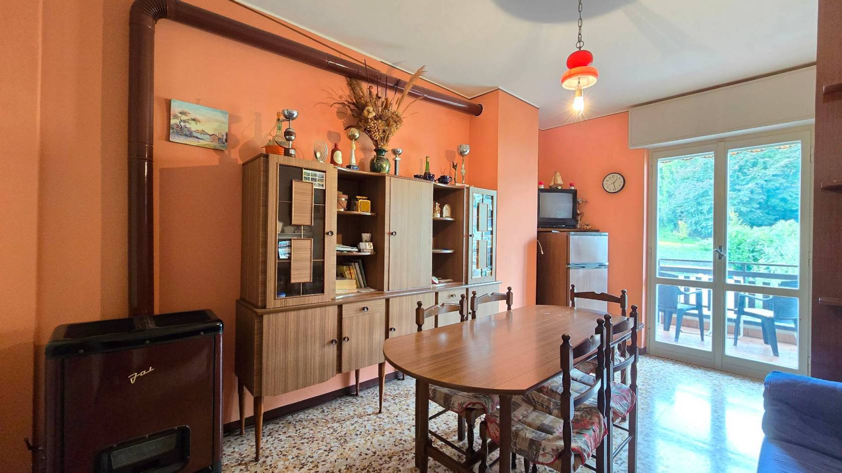 Salone
