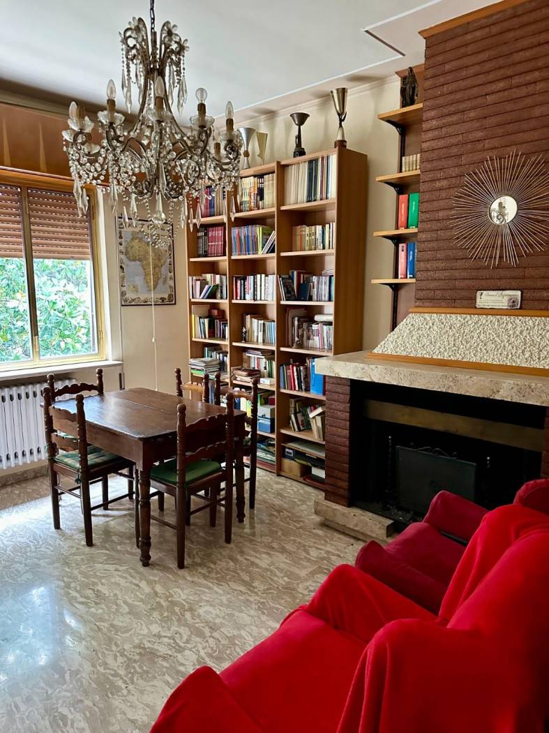 Salone